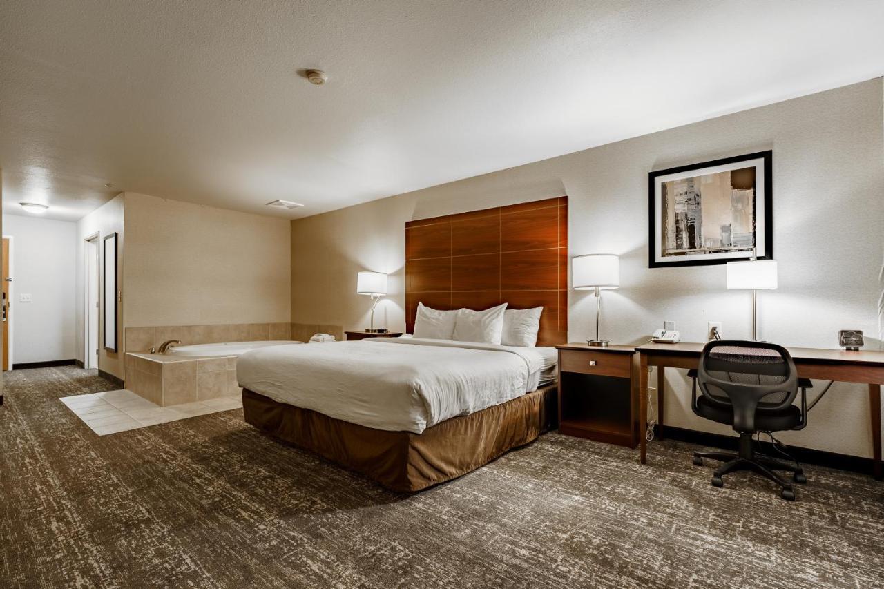 Cobblestone Suites - リポン市 エクステリア 写真