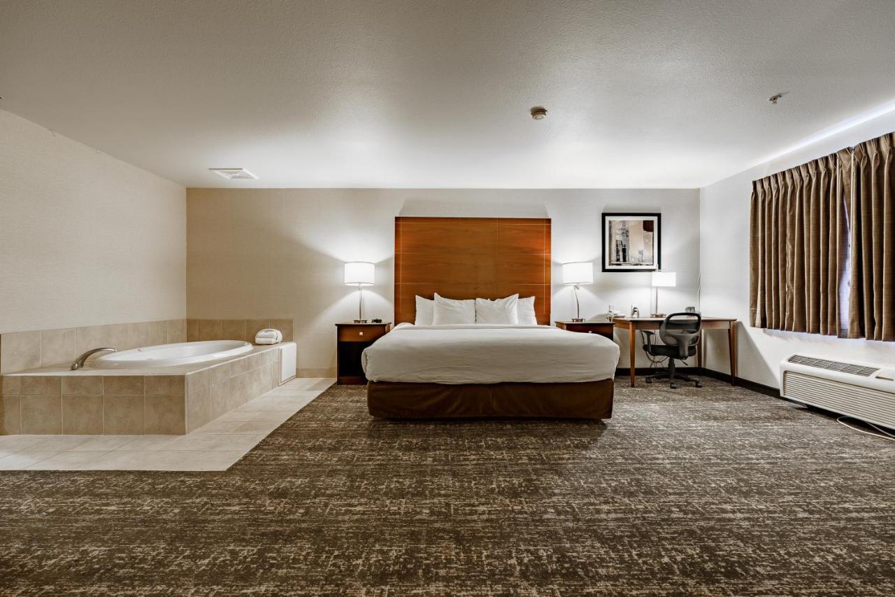 Cobblestone Suites - リポン市 エクステリア 写真